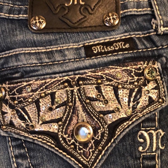 Miss Me Jeans - Picture 3 of 3